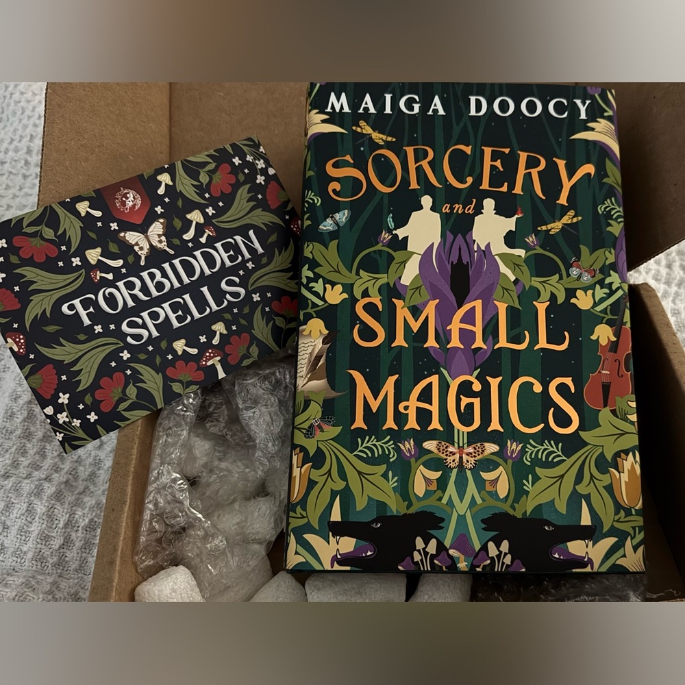 Fairy Loot Exclusive Edition Sorcery and Small Magics (The Wildersongs, 1)